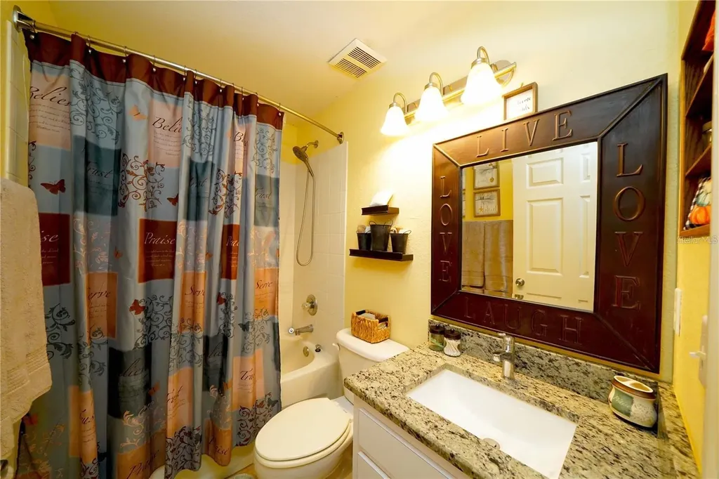 1015 Highland Crest Circle Lake Wales FL 33853