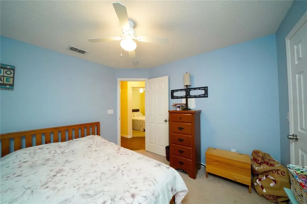 1015 Highland Crest Circle Lake Wales FL 33853