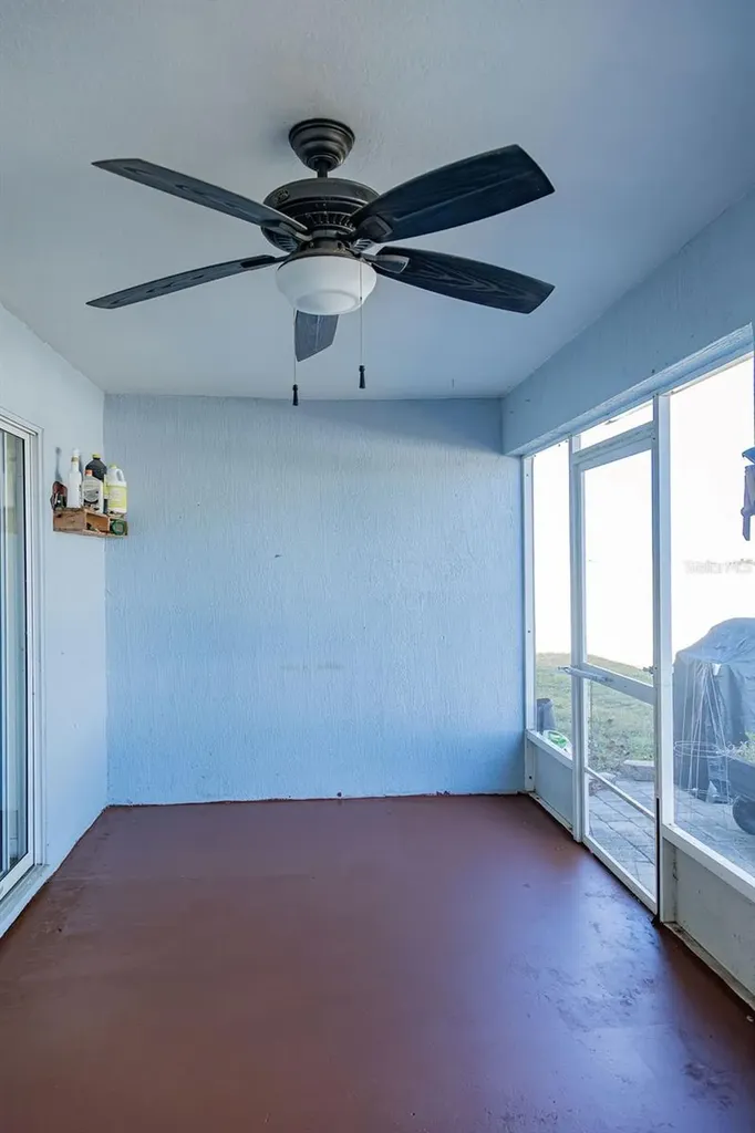 1015 Highland Crest Circle Lake Wales FL 33853