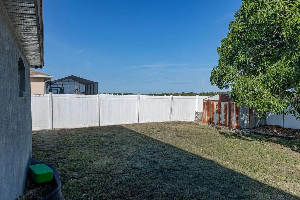 1015 Highland Crest Circle Lake Wales FL 33853