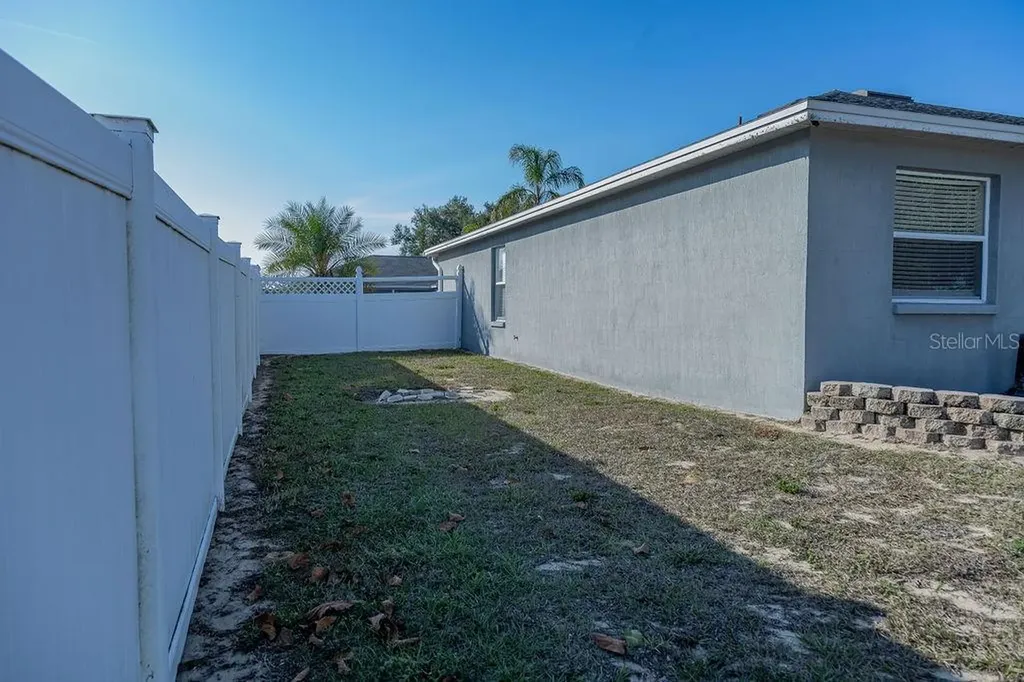 1015 Highland Crest Circle Lake Wales FL 33853