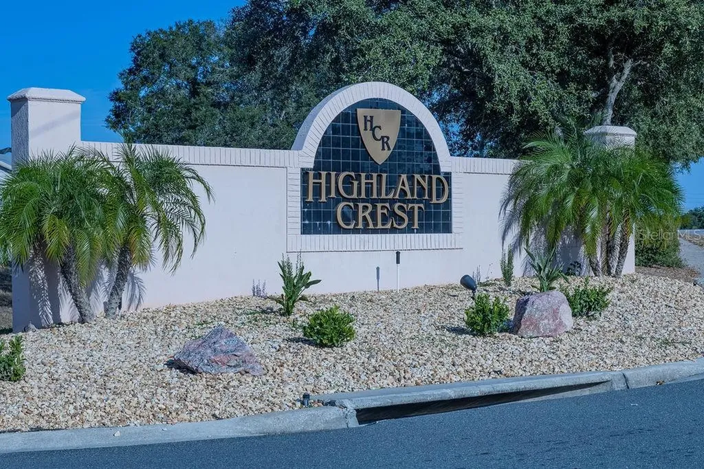 1015 Highland Crest Circle Lake Wales FL 33853