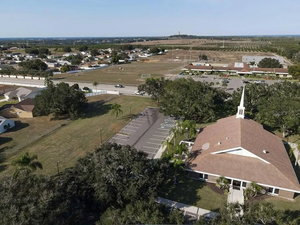 1015 Highland Crest Circle Lake Wales FL 33853