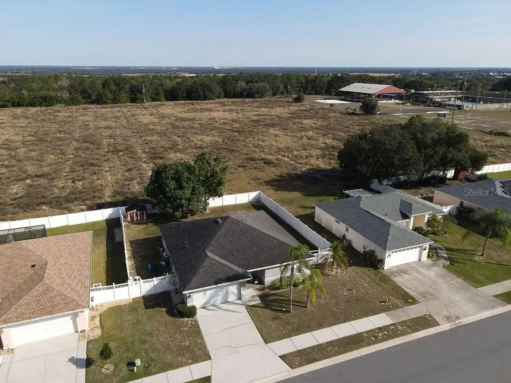 1015 Highland Crest Circle Lake Wales FL 33853