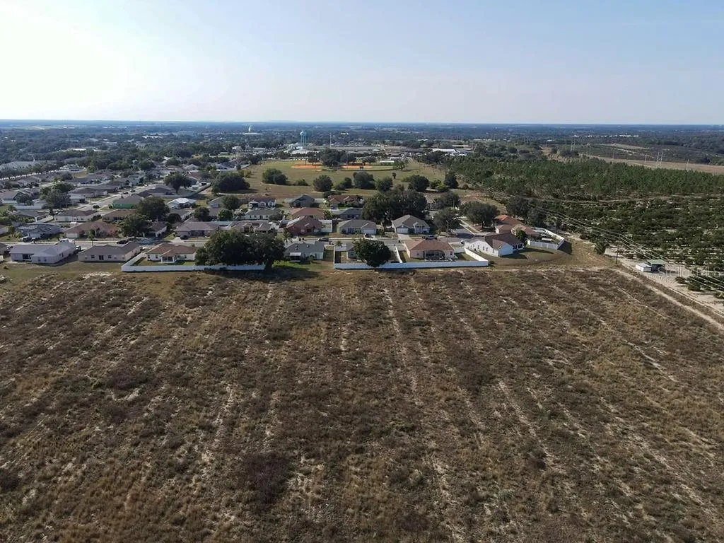 1015 Highland Crest Circle Lake Wales FL 33853