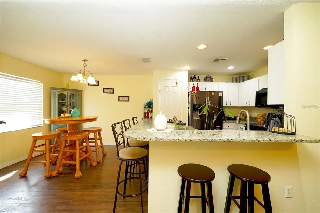 1015 Highland Crest Circle Lake Wales FL 33853