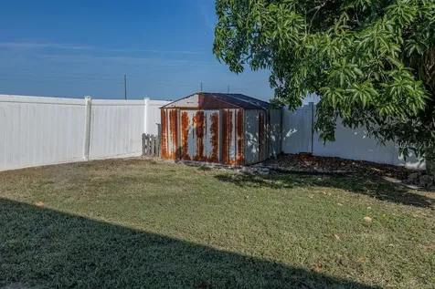 1015 Highland Crest Circle Lake Wales FL 33853