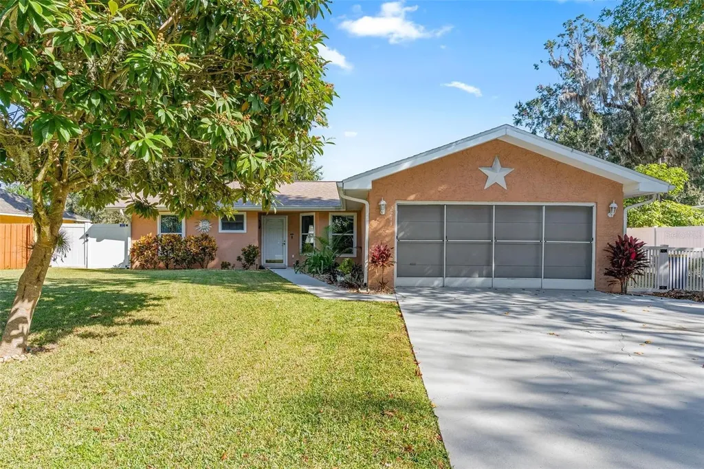 2213 Needle Palm Drive Edgewater FL 32141