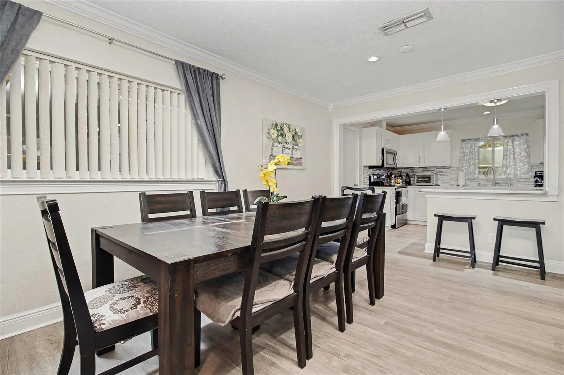8465 Oak Bluff Drive Orlando FL 32827