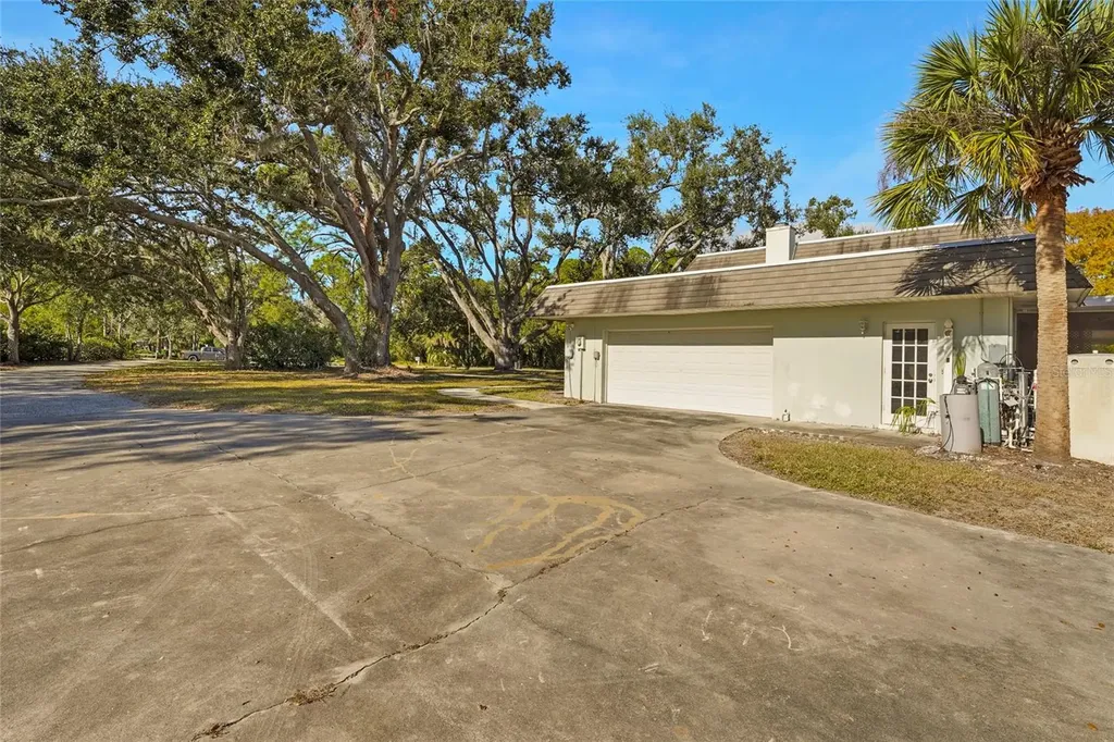 1250 New Forest Circle Nokomis FL 34275
