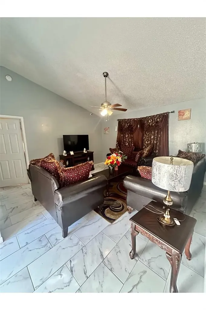 5470 Higgins Way Orlando FL 32808