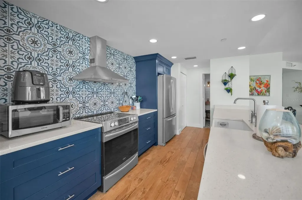 1520 Gulf Boulevard Clearwater Beach FL 33767