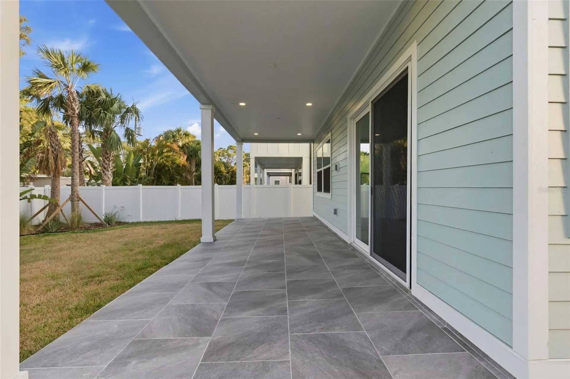 3829 71st Street N St Petersburg FL 33709