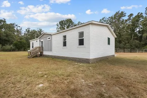 4754 SW 10th Street Bell FL 32619