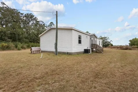 4754 SW 10th Street Bell FL 32619