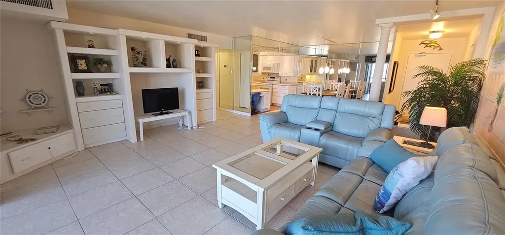 10355 Paradise Boulevard Treasure Island FL 33706
