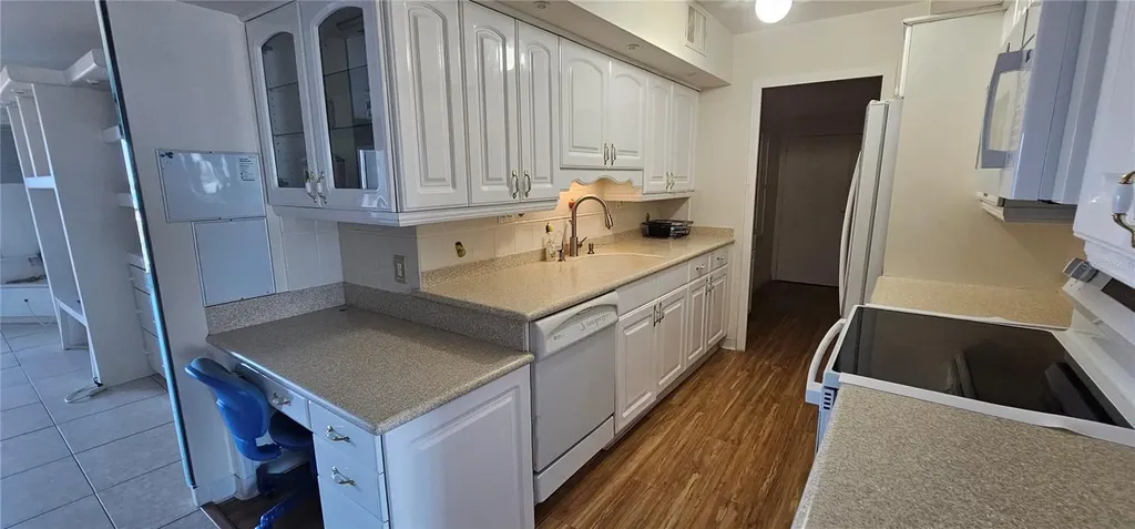 10355 Paradise Boulevard Treasure Island FL 33706