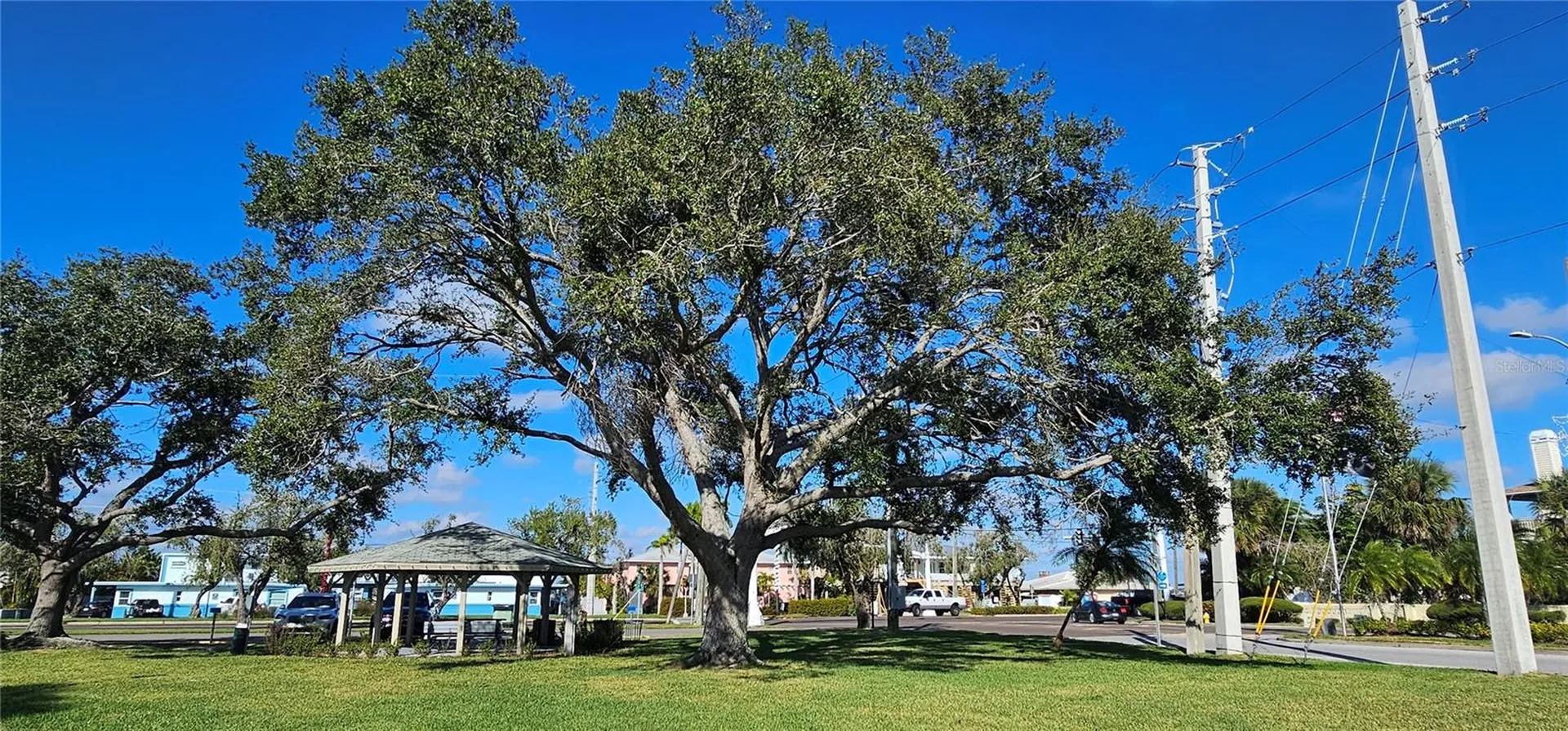 10355 Paradise Boulevard Treasure Island FL 33706