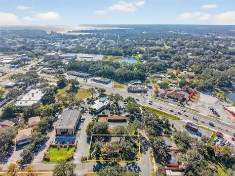708 Lee Street Leesburg FL 34748