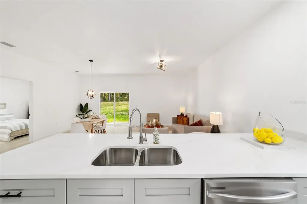 6915 SE 23rd Avenue Ocala FL 34480