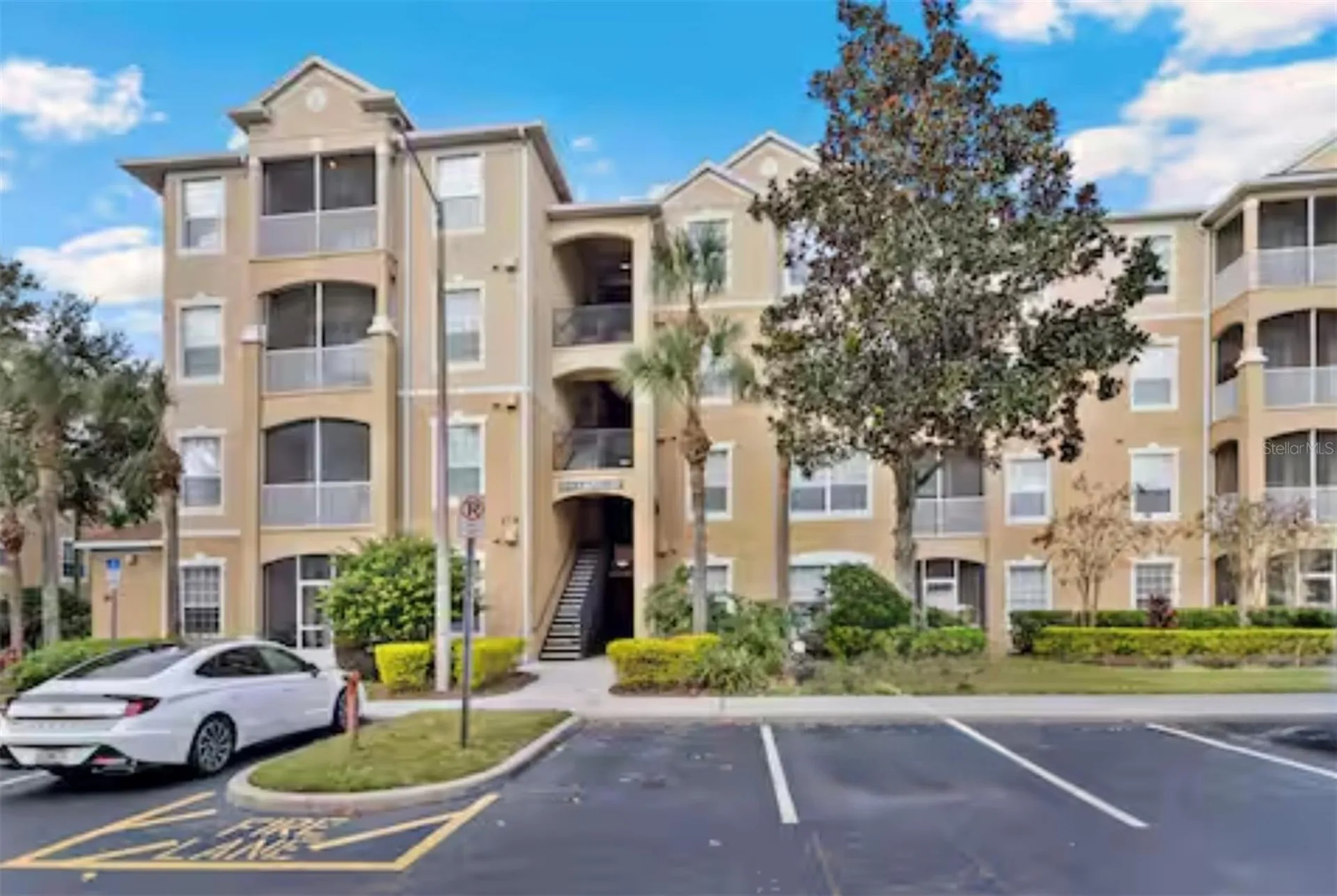 2774 Almaton Loop Kissimmee FL 34747