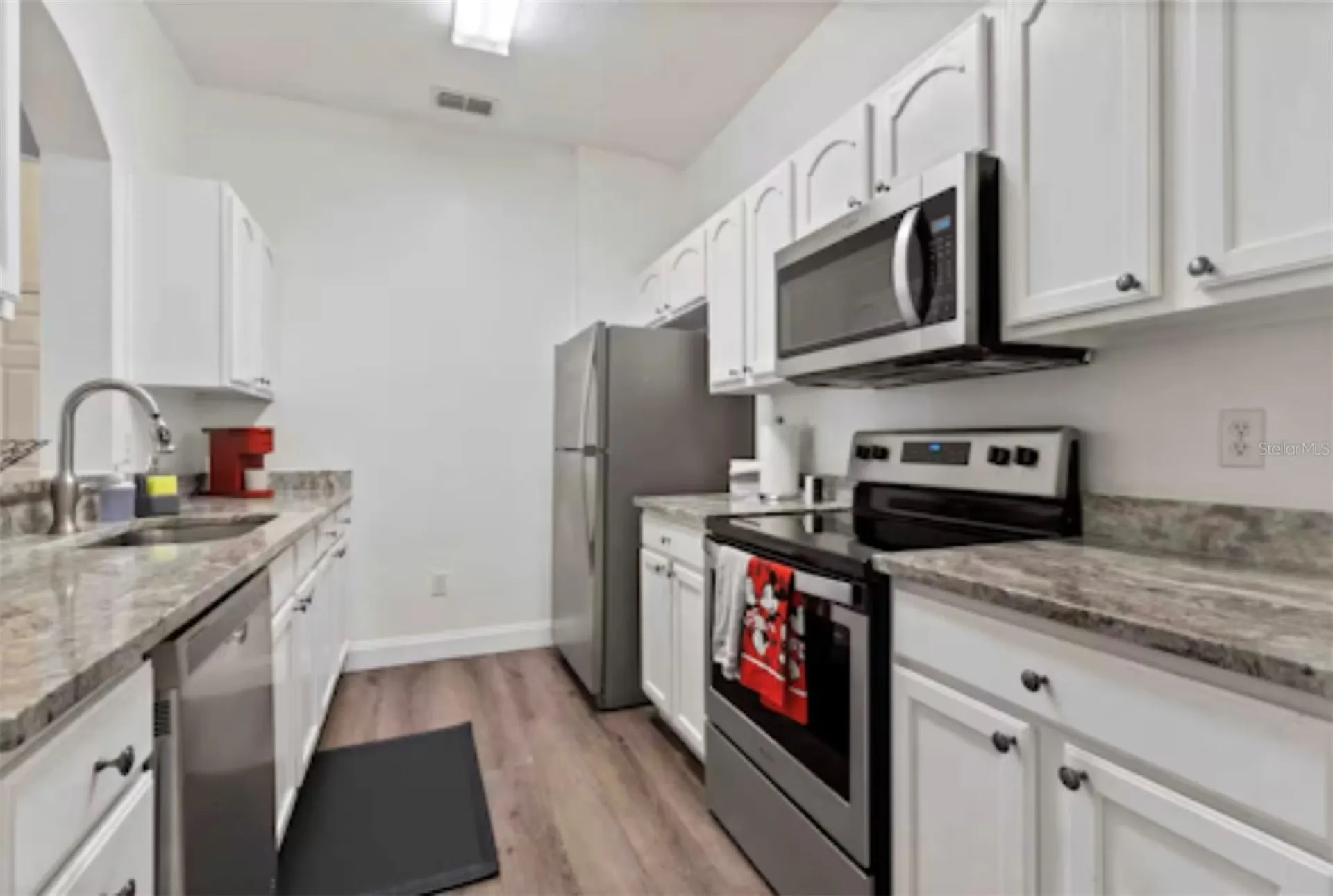2774 Almaton Loop Kissimmee FL 34747