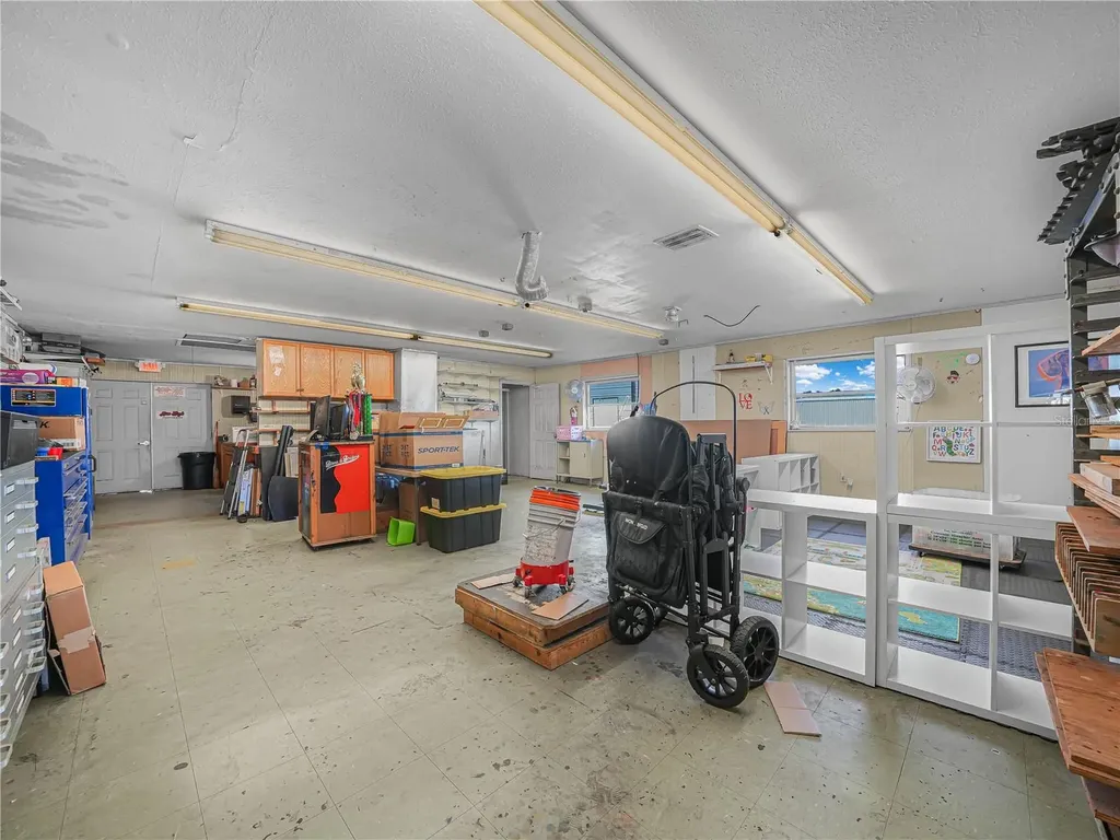 109 N 3rd Street Eagle Lake FL 33839