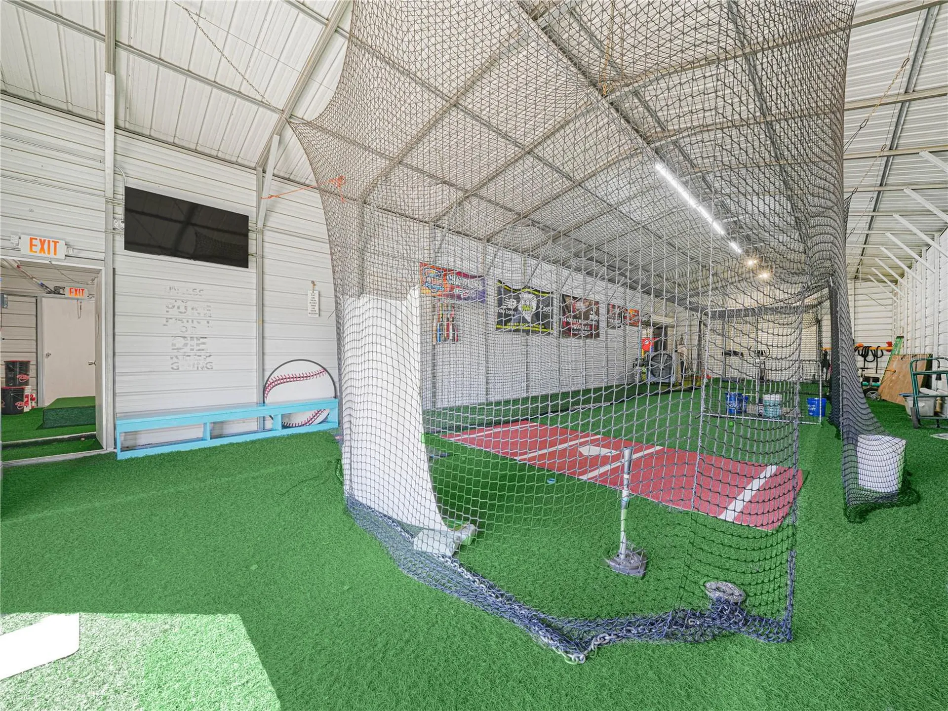 109 N 3rd Street Eagle Lake FL 33839