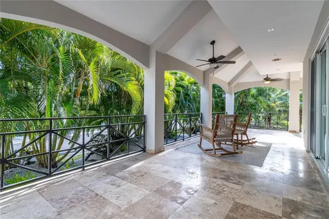 38-39 Shell Castle Humacao PR 00791