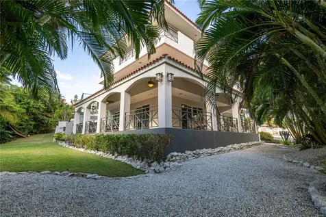 38-39 Shell Castle Humacao PR 00791