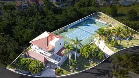 38-39 Shell Castle Humacao PR 00791