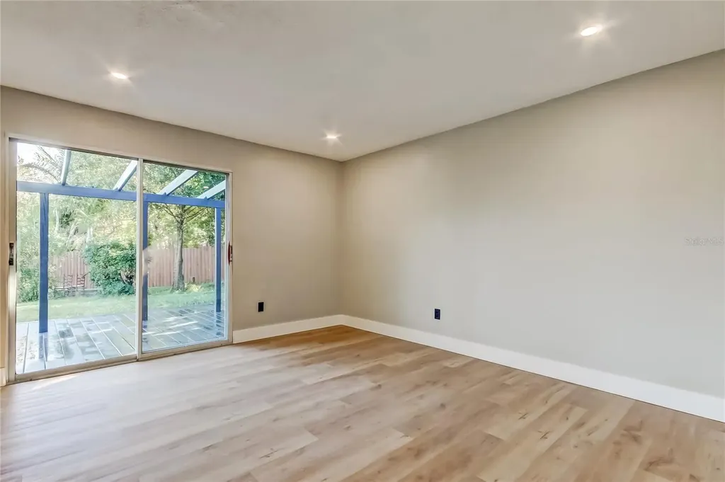 1992 Arvis Circle E Clearwater FL 33764