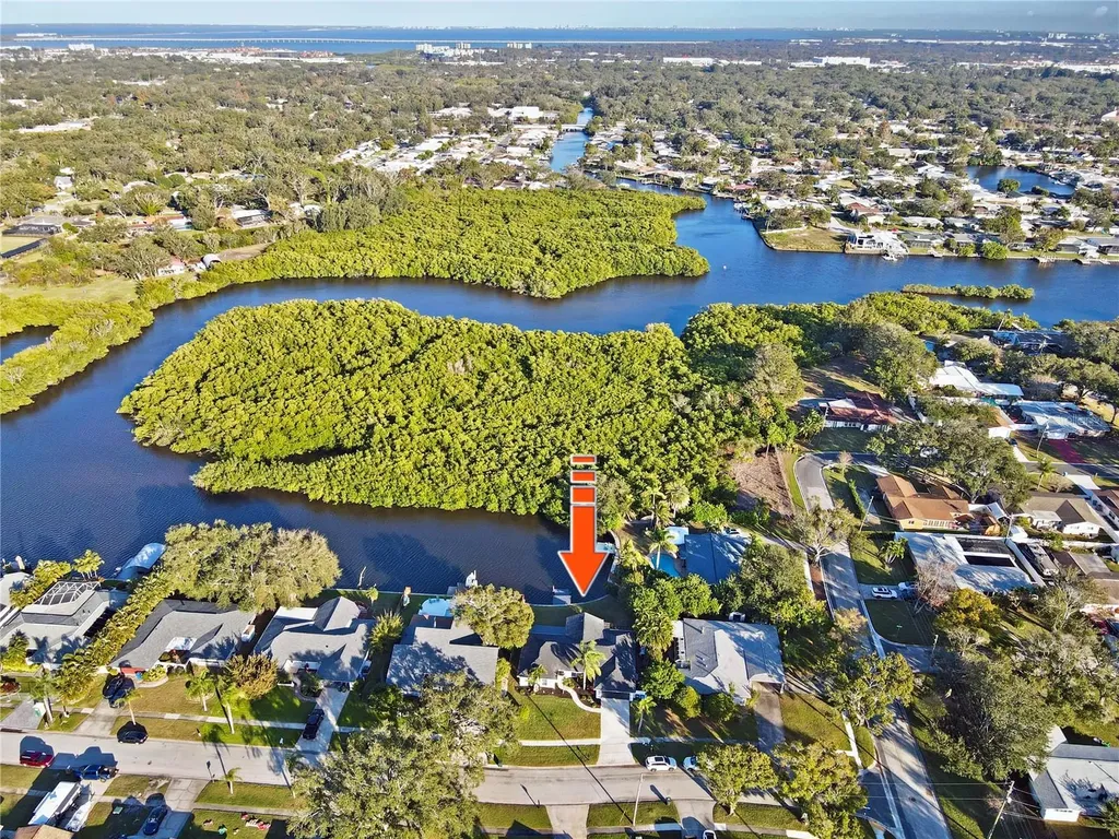 1992 Arvis Circle E Clearwater FL 33764