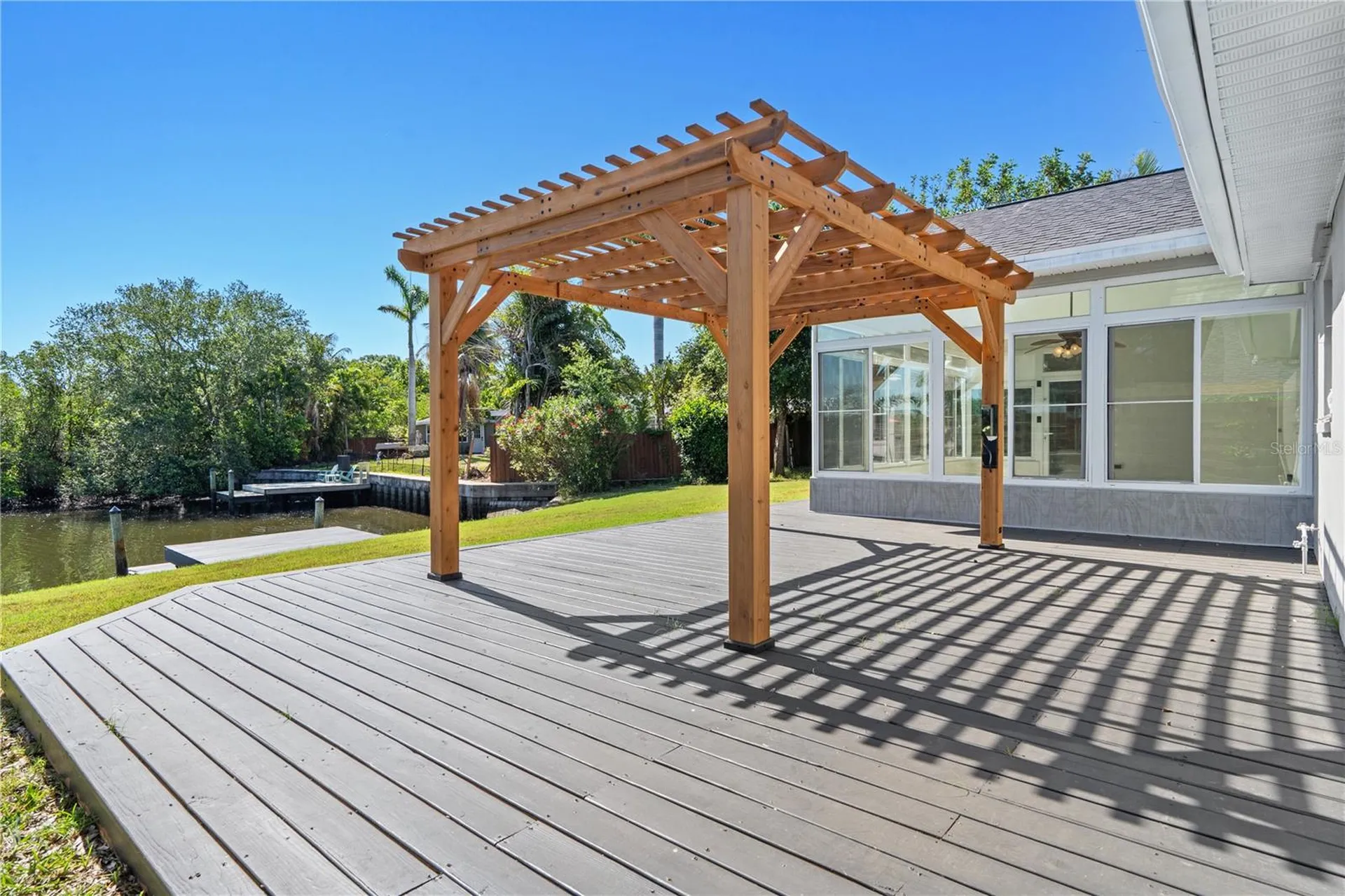 1992 Arvis Circle E Clearwater FL 33764