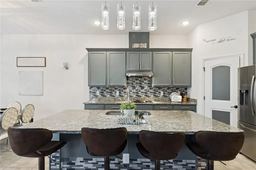 2264 Emerald Springs Drive Apopka FL 32712