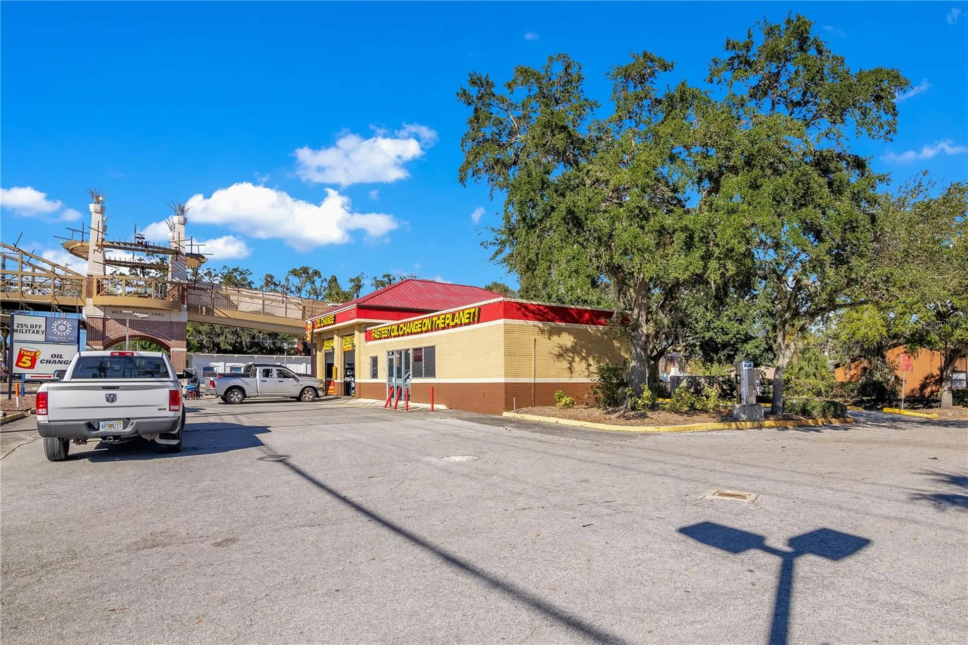 215 E Main Street Apopka FL 32703