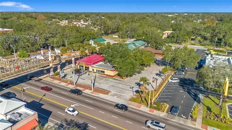 215 E Main Street Apopka FL 32703