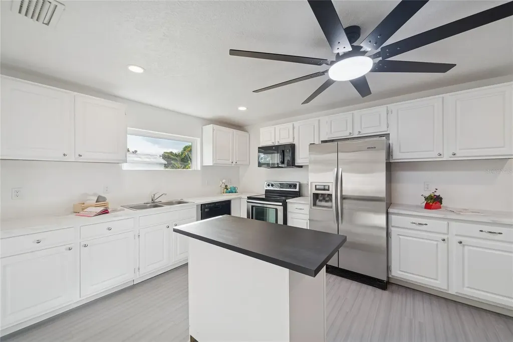 761 Leonardo Court Kissimmee FL 34758