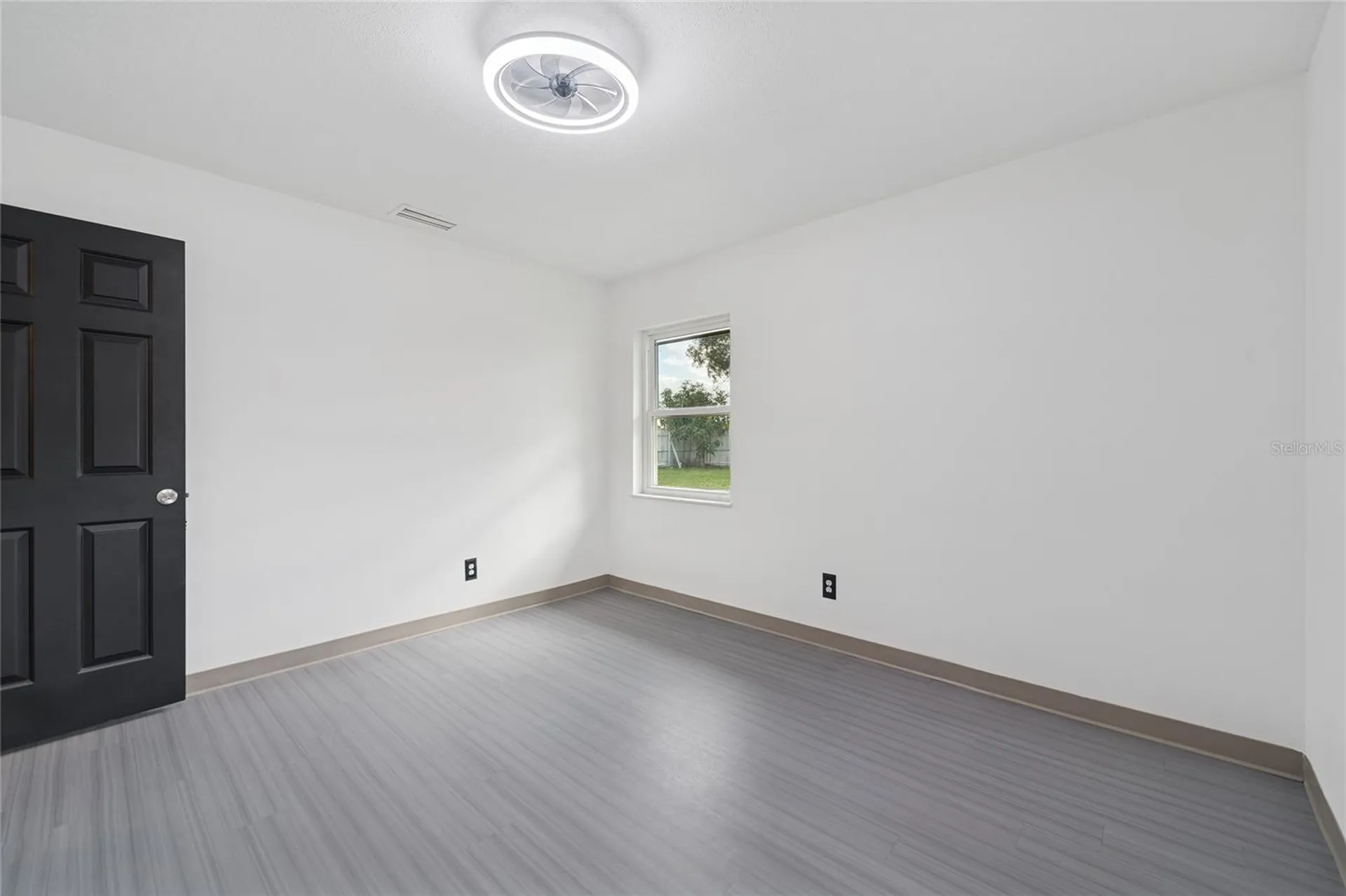 761 Leonardo Court Kissimmee FL 34758