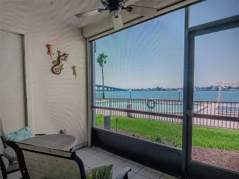 6279 Sun Boulevard St Petersburg FL 33715
