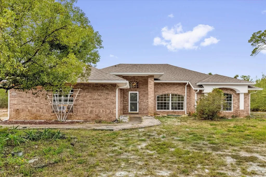 2056 Courtland Boulevard Deltona FL 32738