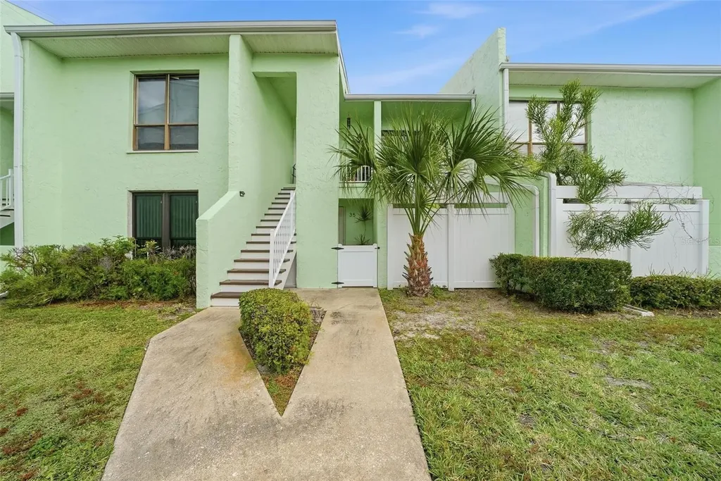 1 Windrush Boulevard Indian Rocks Beach FL 33785