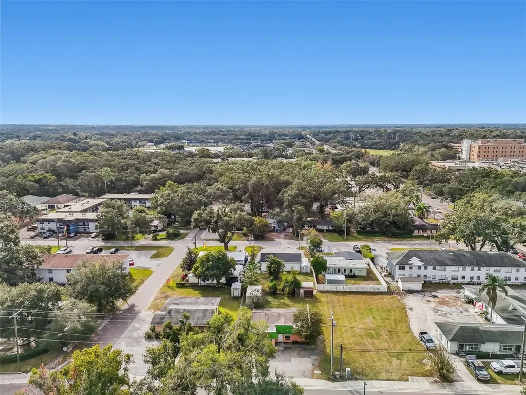 109 E Robertson Street Brandon FL 33511