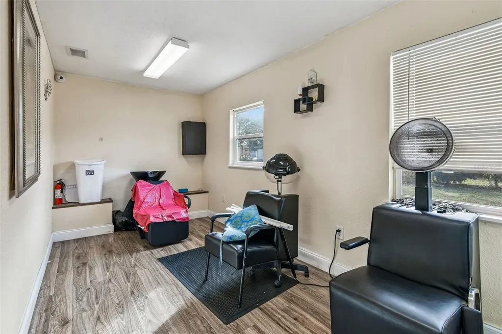 109 E Robertson Street Brandon FL 33511