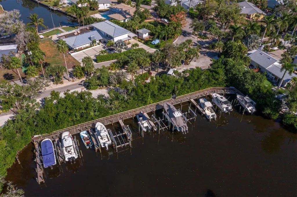 1221 S Basin Lane Sarasota FL 34242