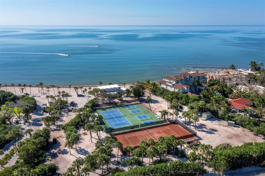 1221 S Basin Lane Sarasota FL 34242