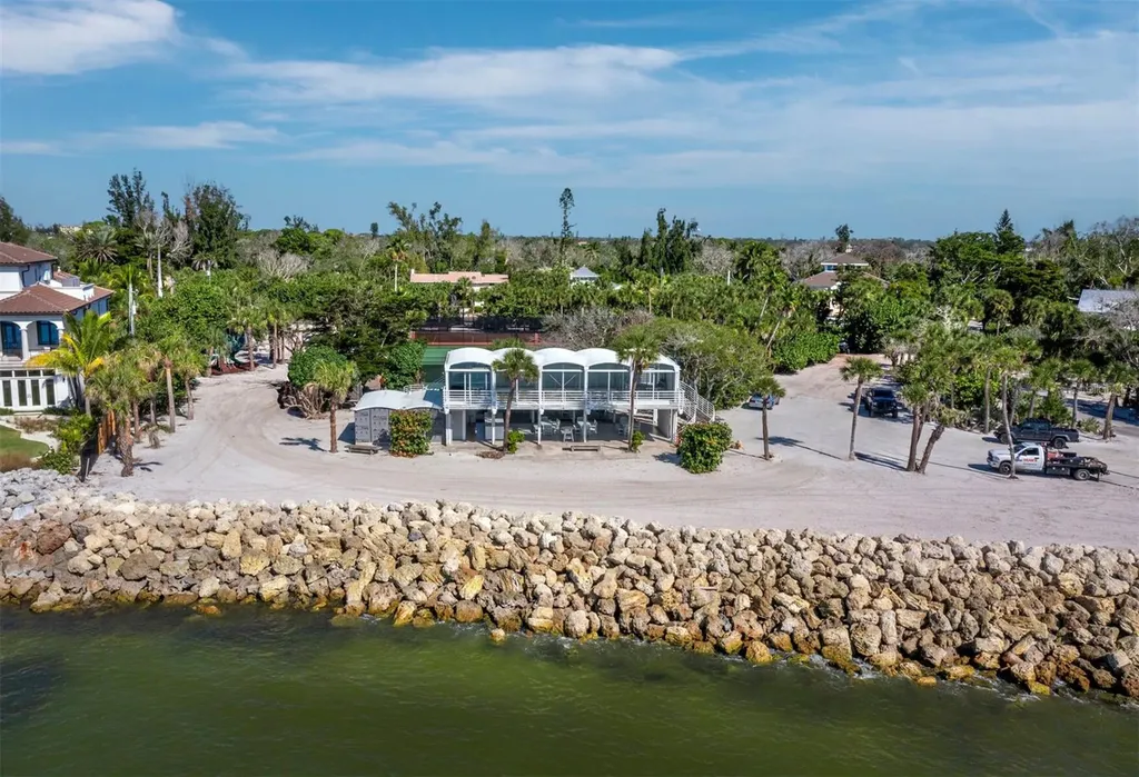 1221 S Basin Lane Sarasota FL 34242