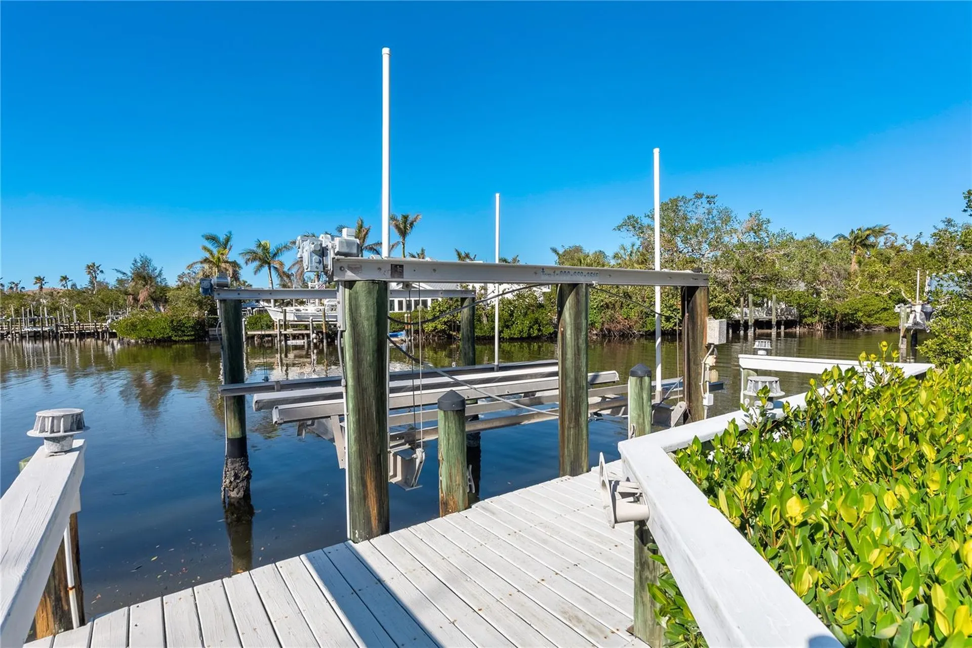 1221 S Basin Lane Sarasota FL 34242