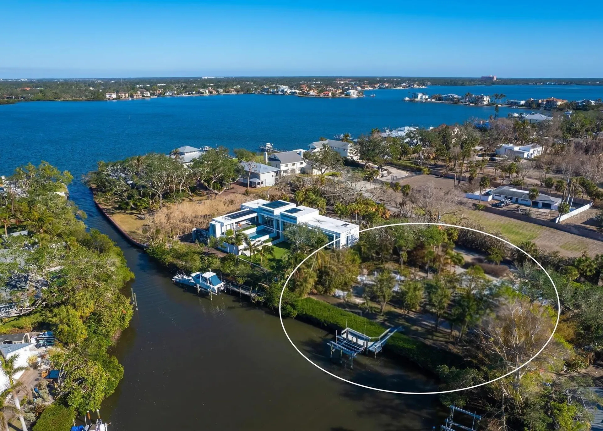 1221 S Basin Lane Sarasota FL 34242