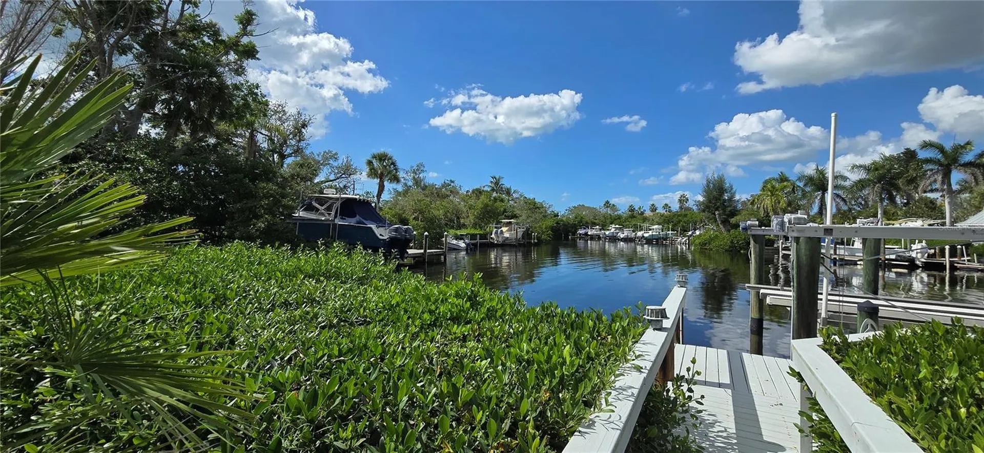 1221 S Basin Lane Sarasota FL 34242